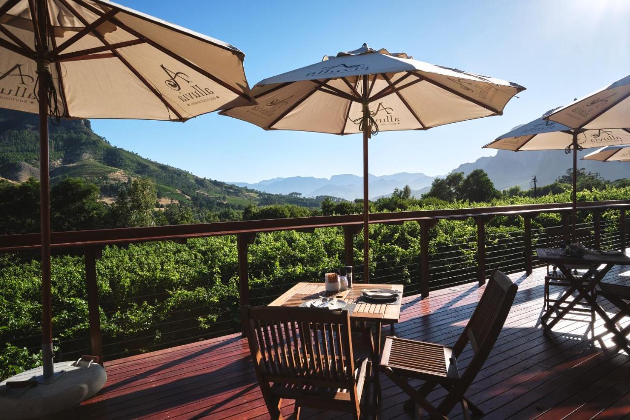 Alluvia Boutique Winery & Luxury Accommodation Stellenbosch Zewnętrze zdjęcie The restaurant at the Château de Chaumont